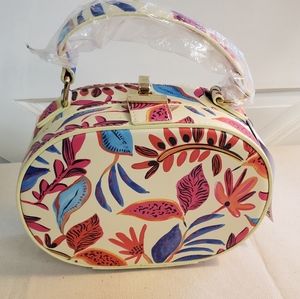 NWT Justfab oval handbag/crossbody bag
